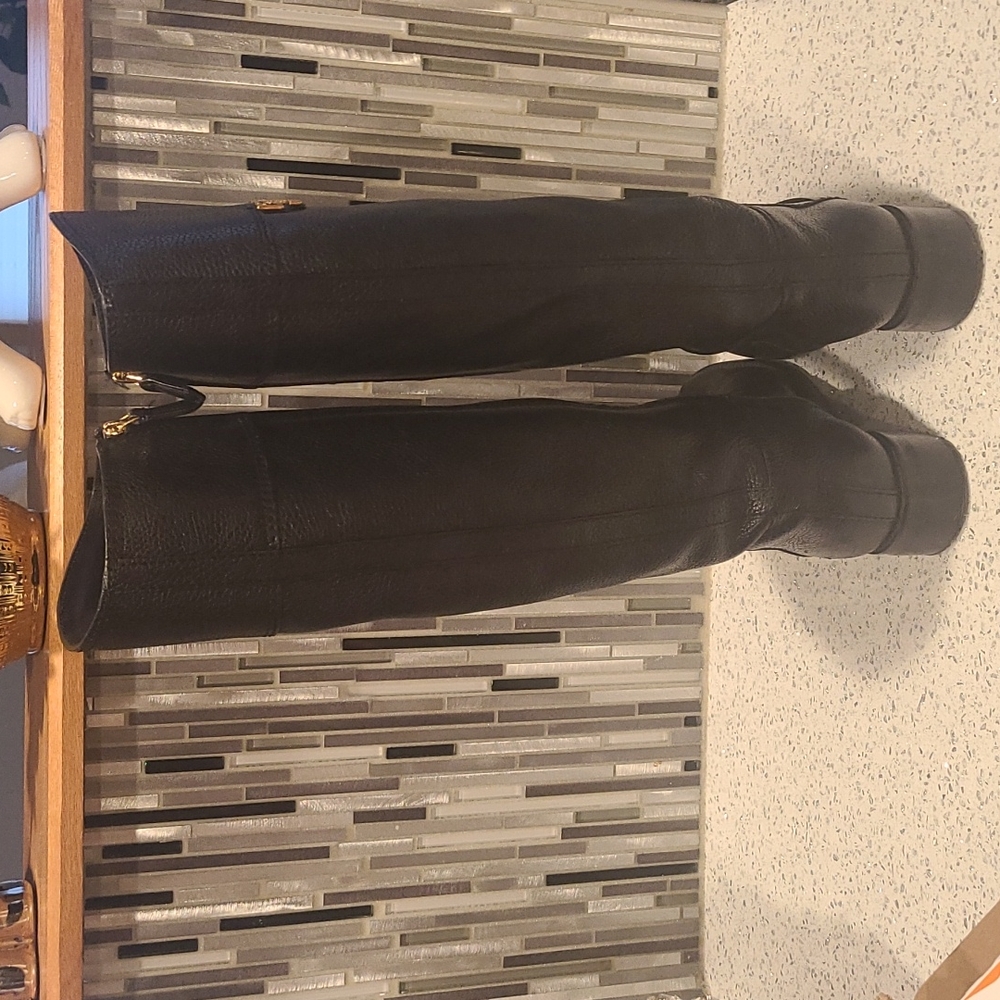 Tory Burch boots - Picture 3 of 7